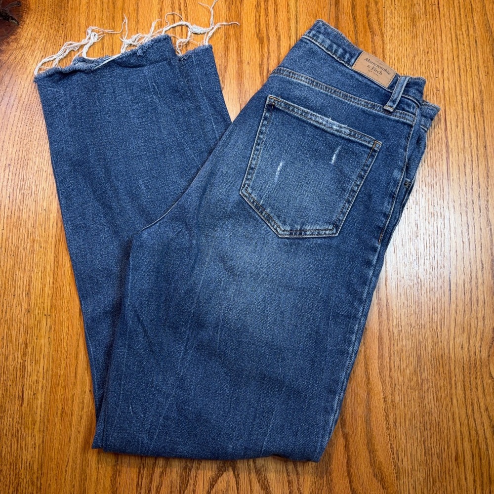 Abercrombie & Fitch 90s Straight Jeans Womens 29/8R Ultra High Rise Distressed